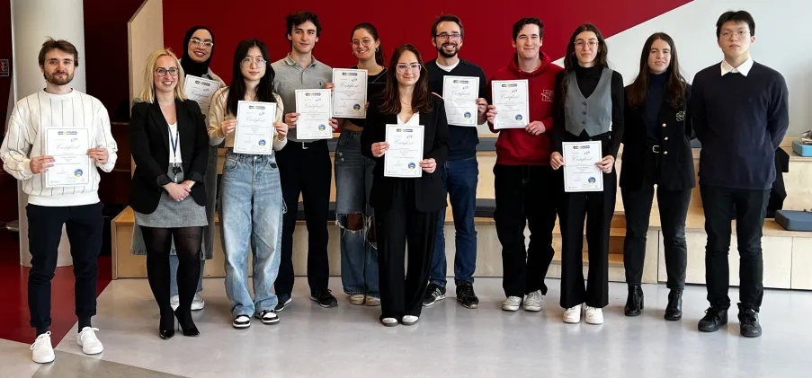 Nouvelle cordée : 11 étudiants labellisés handimanagers grâce à l'association ENSEActiv ! 