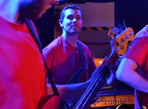 J’ai intégré l’ENSEA pour développer une expertise en électronique et traitement du signal, pour travailler dans la musique